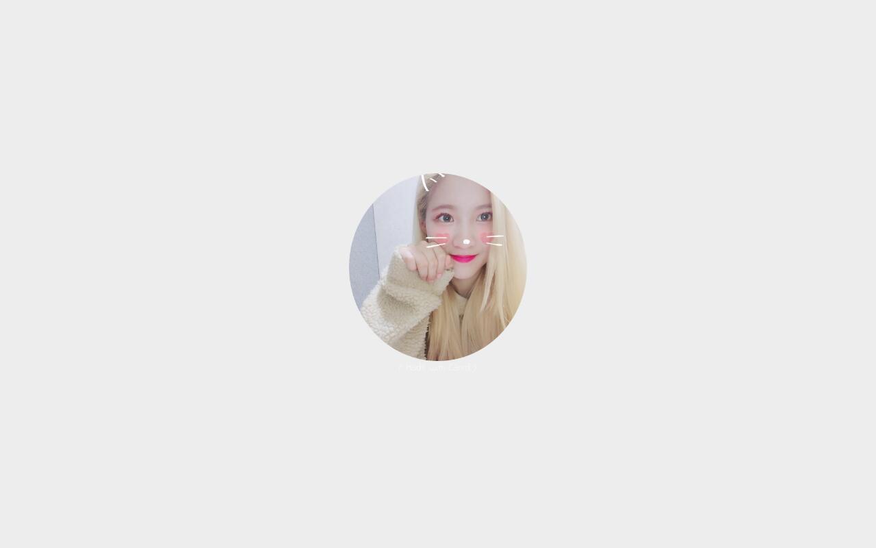 Carrd profile picture for @dearie